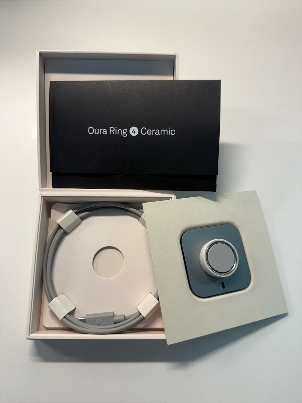 Oura Ring 4 Ceramic, Cloud, Size 12